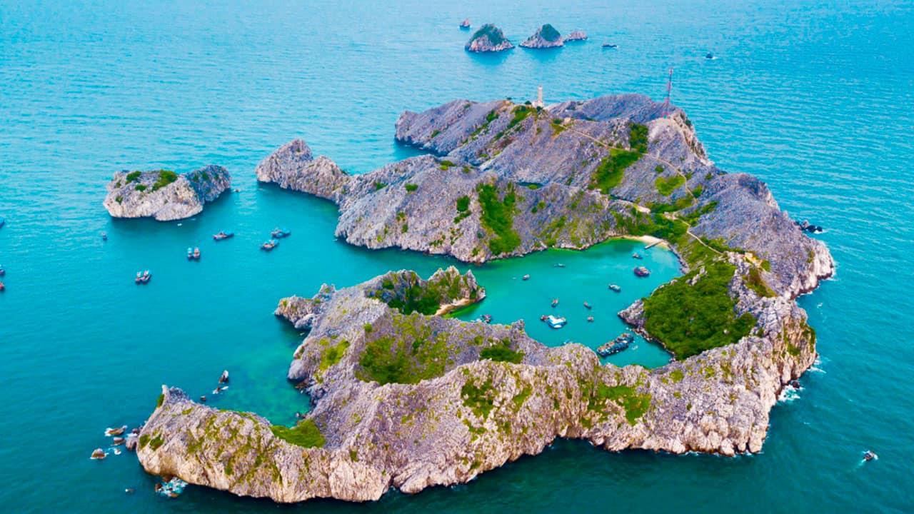 Quần đảo Long Châu – Vẻ đẹp bí ẩn dành cho dân “phượt”