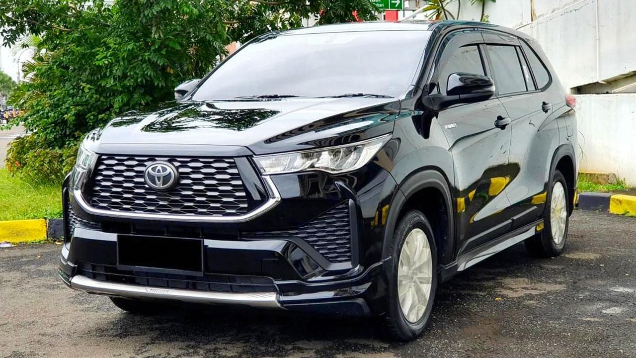 Toyota Innova 2024