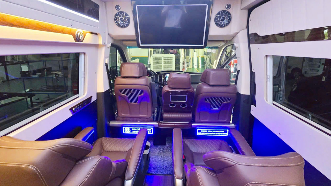 Dòng Limousine cho khách hàng VIP