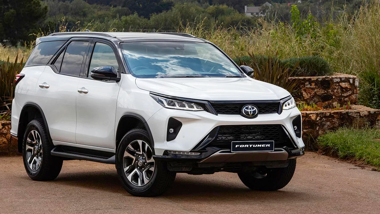 Xe Toyota Fortuner