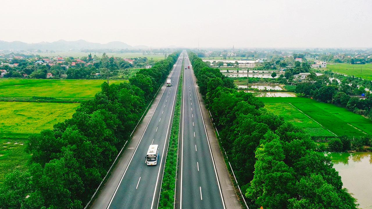 Hanoi to Ninh Binh Expressway