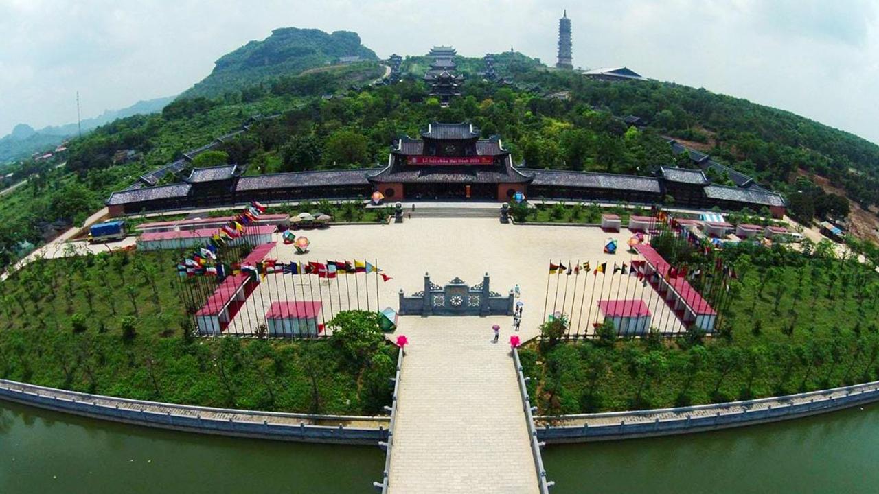 Cố đô Hoa Lư