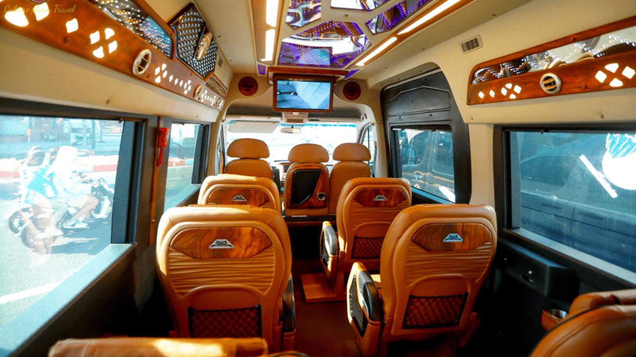 Thuê xe Limousine đi Sóc Sơn