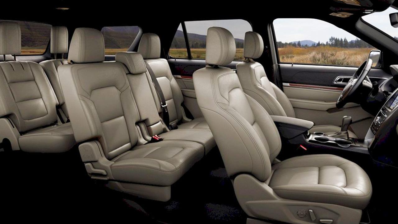Thiết kế spacious và tiện nghi nội thất cao cấp
