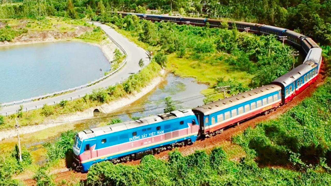 Train to Sapa