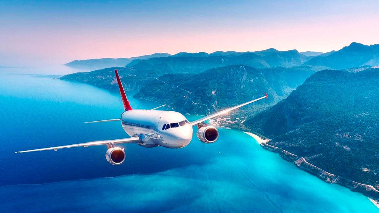 Di chuyển từ Hồ Chí Minh/ Đà Nẵng đến Hạ Long bằng máy bay, xe khách