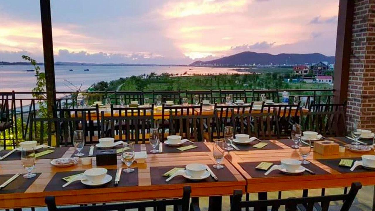 Hạ Long có nhiều nhà hàng, quán ăn nổi bật