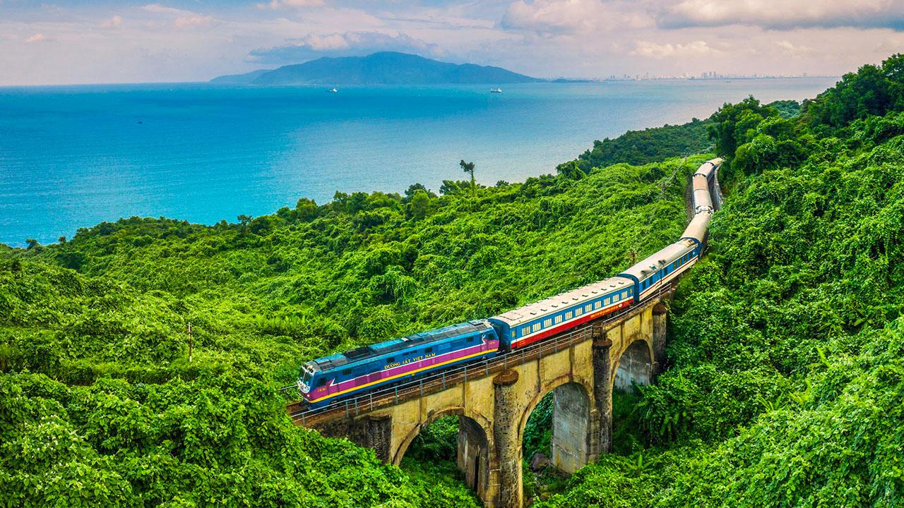 Tàu hỏa Hà Nội - Lào Cai