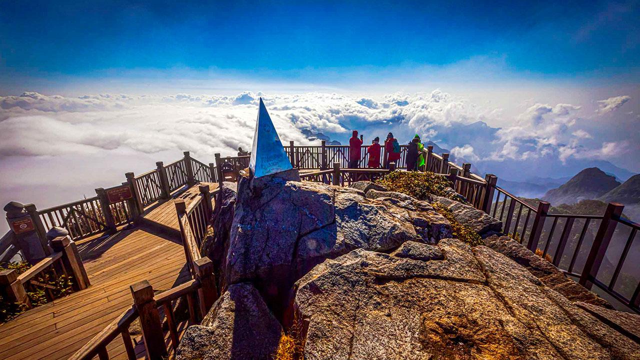 Fansipan - Điểm đến nhất định phải check in khi ghé Sapa