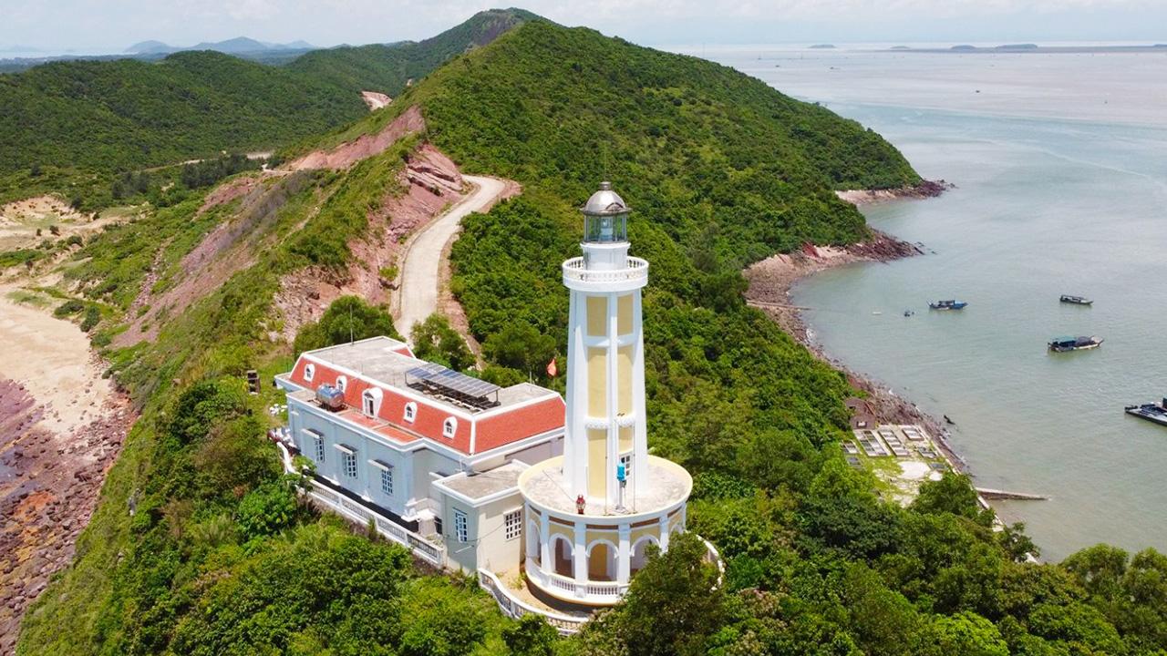 Đảo Vĩnh Thực – Hòn đảo bình yên, thơ mộng