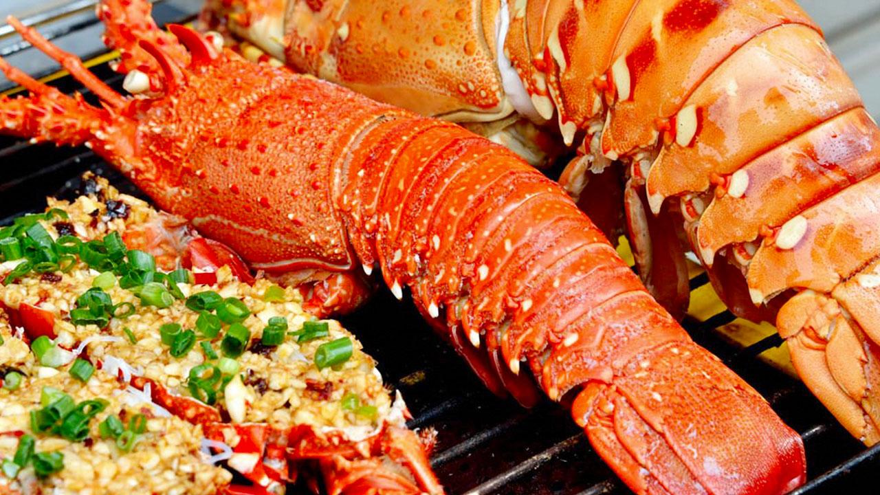 Tôm hùm đỏ - Món ngon đắt đỏ nhưng xứng đáng để thử