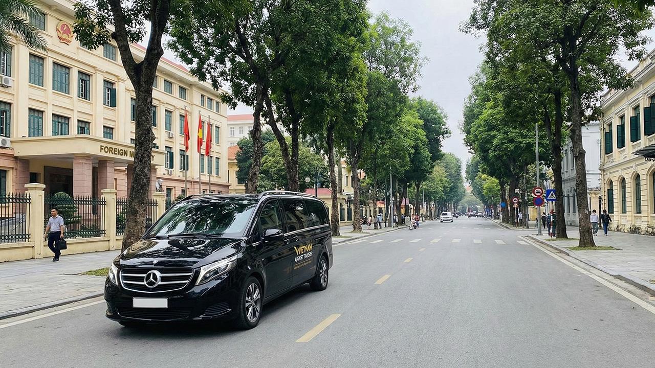 Xe đưa đón sân bay Nội Bài về Hai Bà Trưng