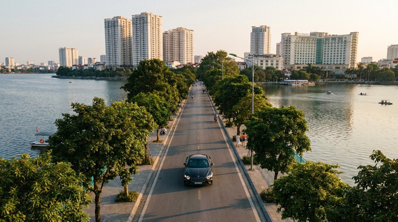 Airport to West Lake (Tay Ho)